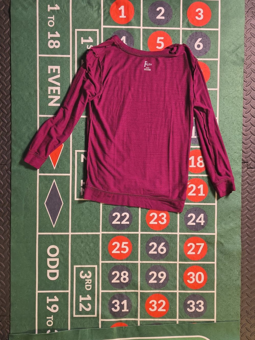 Felina Burgundy Black Heathered Lounge Top Long Sleeve Womenâs Small - Picture 13 of 15
